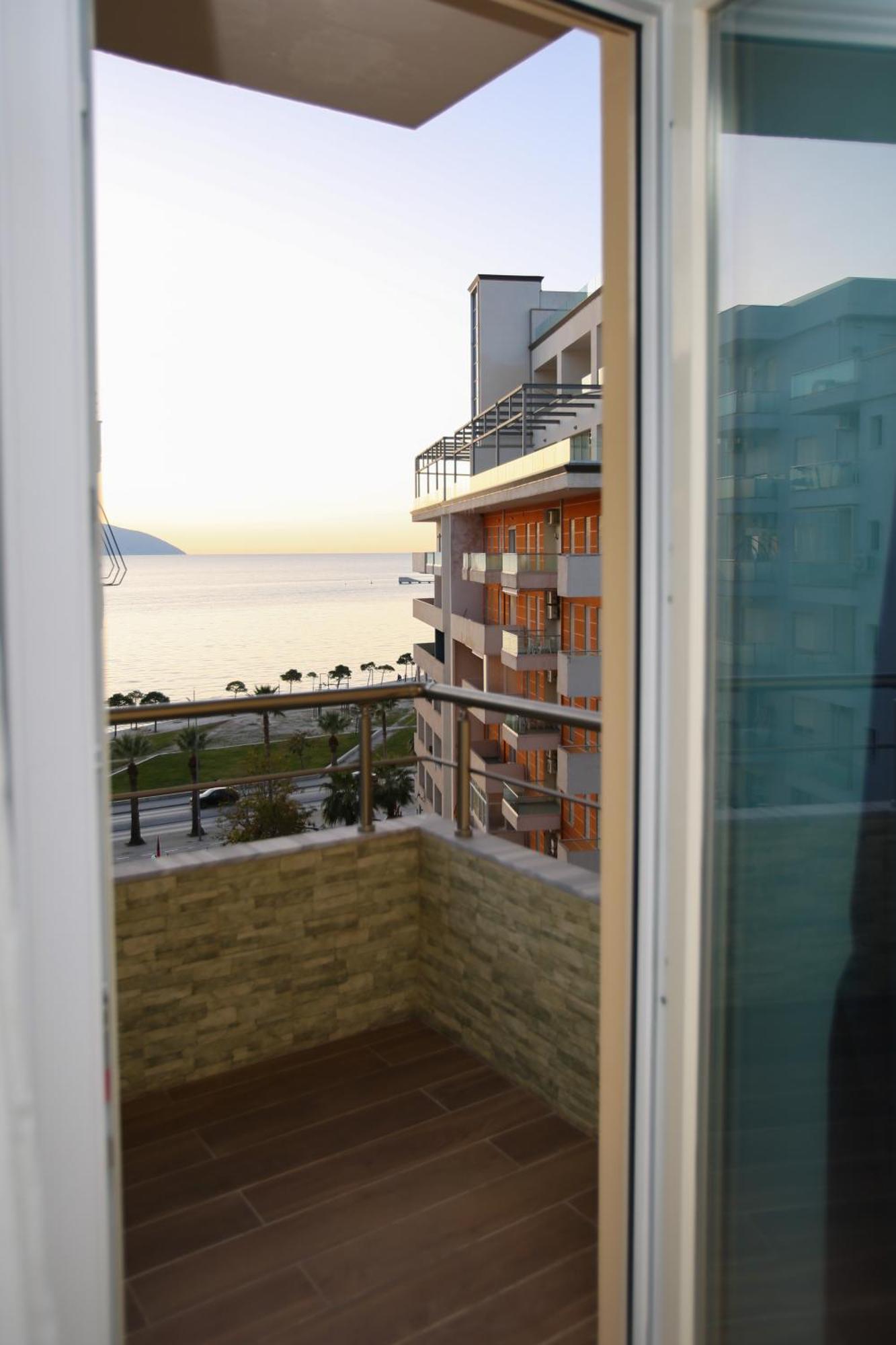 B&B Visar Rooms Vlorë Eksteriør bilde